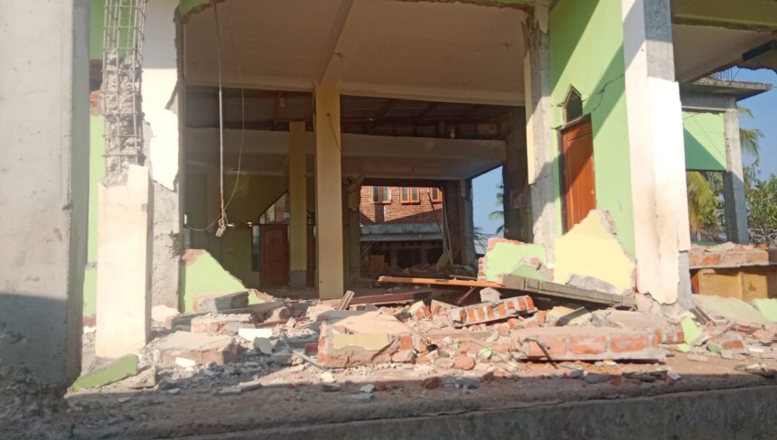 Dampag gempa NTT