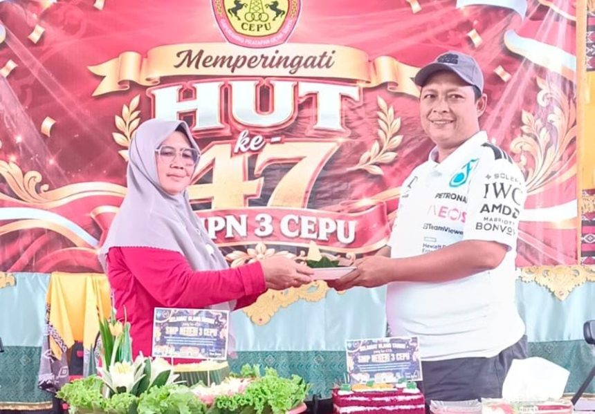 HUT ke-47 SMPN 3 Cepu