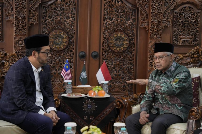 Kunjungan menteri Malaysia