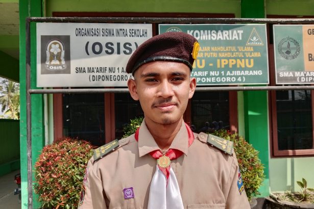 Muhammad Azlan, siswa repatriasi asal Sabah, Malaysia, mengikuti kegiatan pendidikan di SMK Ma’arif NU 1 Ajibarang, Banyumas.