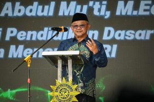 KYAIMENTERI DI JOGJA1