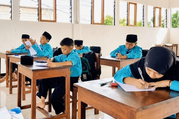 Murid SMP Islam Qur'an