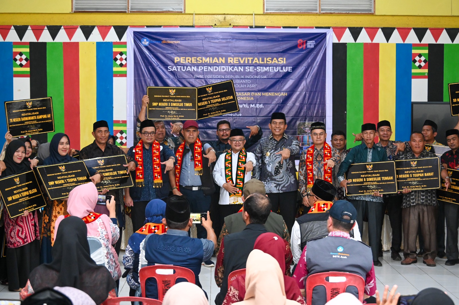 Penerima program revit di Aceh