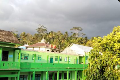 SMK Maarif Paguyangan