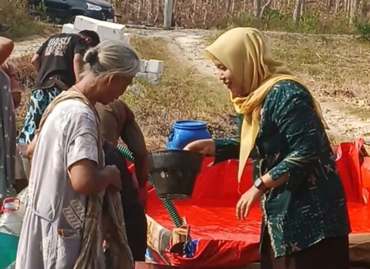 SMK NU Kedungtuban salurkan air bersih
