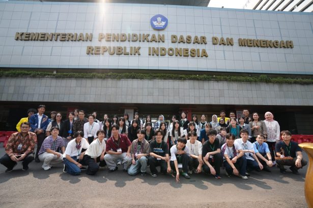 Siswa Tokyo Belajar dari Dunia Nyata, Kemendikdasmen Kenalkan STEM