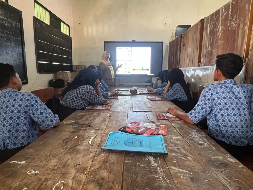 IFP Membuka Jendela Dunia bagi Siswa SMPN 4 Doplang Satap
