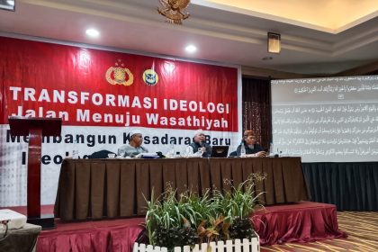 Mantan pimpinan Jamaah Islamiyah (JI) mengajak para mantan anggota untuk menjaga komitmen kebangsaan dan setia kepada NKRI.