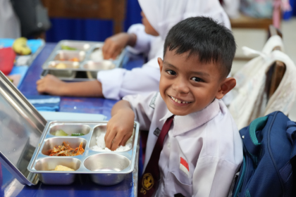 Guru Makan Bersama Siswa