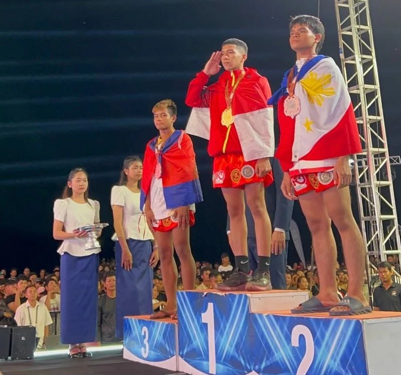 Atlet Muay Thai Asrul Rafzanjani